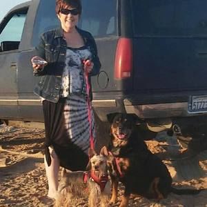 Meet your Posher, Sandi